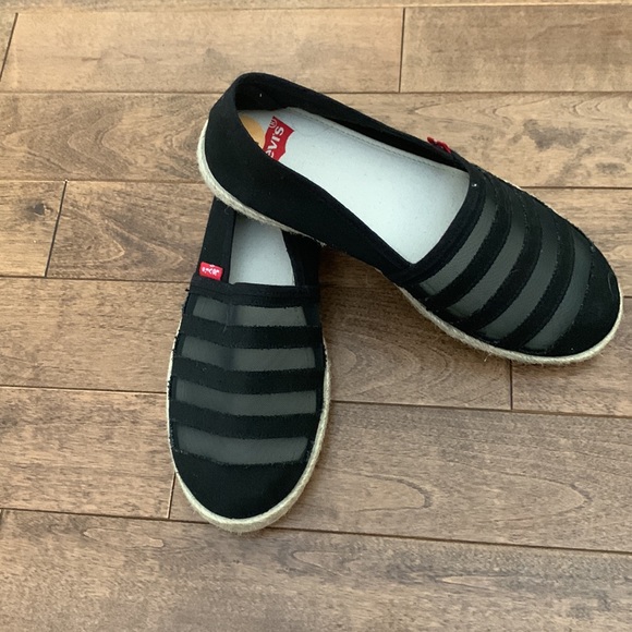 💥Levi's Rosedale Espadriles NWOT - Picture 1 of 5